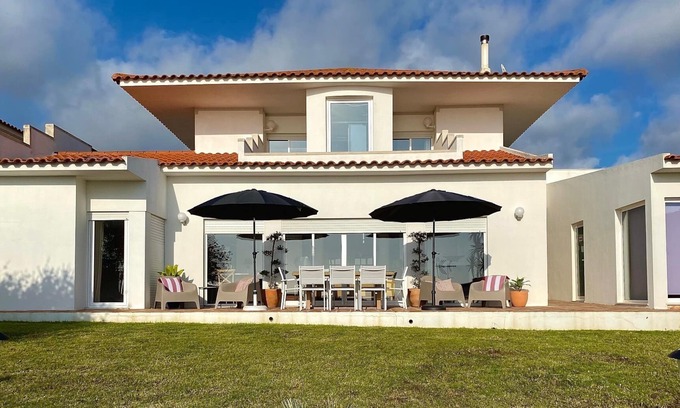 Ericeira Villa | Villa Riccio - Charming Villa in Ericeira - amazing sea view