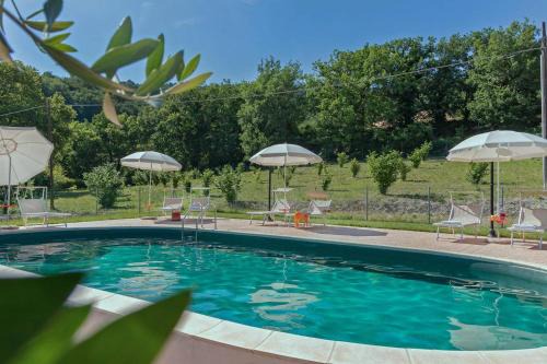 Fossombrone Villa | Villa Rosa