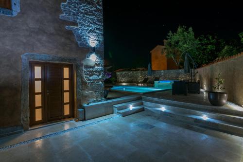 Zminj Villa | Villa Sagri - heated pool