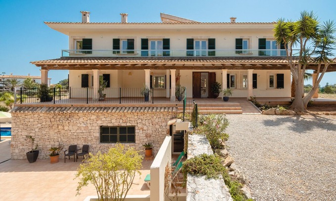Ses Salines Villa | Villa 'Salinas De Mallorca' with Private Pool, Wi-Fi and Air Conditioning