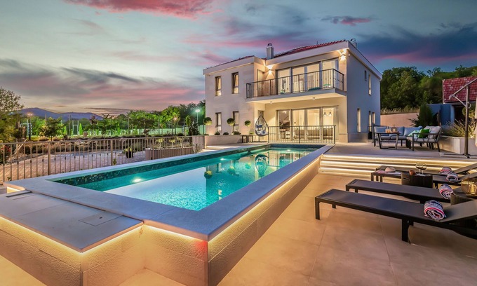 Dugopolje Villa | Villa SALVIA - new modern villa near Split