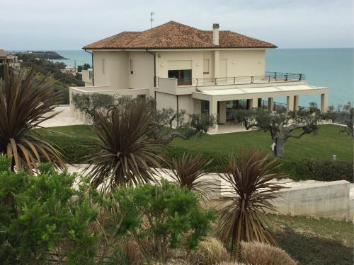 Vasto House | Villa Sami