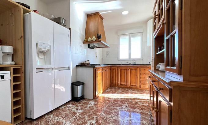 Sant Miquel de Fluvia House | Villa Sant Miquel de Fluvià, 4 bedrooms, 10 persons