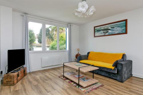 La Baule-Escoublac Villa | Villa Sandrine Au Calme Jardin