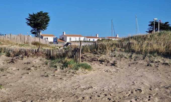 L'Epine Villa | Villa Saphir vue Mer, Accès Direct Plage et Port. Tout Confort. Idéale Famille