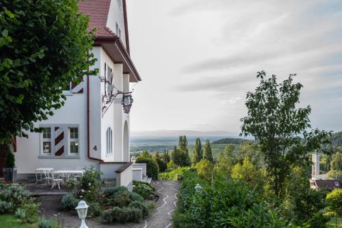 Badenweiler Apartment | Villa Schlössle