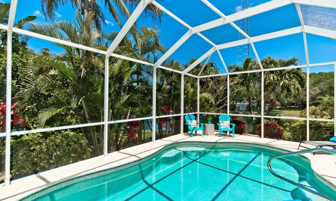Heron's Watch House | Villa Sea La Vie - Newly Renovated Lakefront Home w/Private Pool