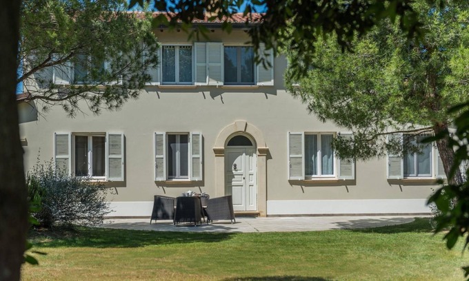 Pesaro Villa | Villa Selene 12 - Five Bedroom Villa, Sleeps 12