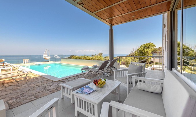 Atsipópoulon Villa | Villa Serenity - With Private Heated Pool