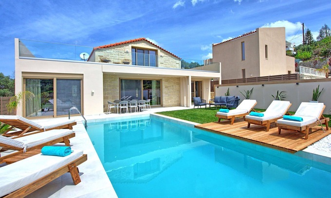 Filaki Villa | Villa Silentium Evilia – Vacation villa with private pool in Argyroupoli, Crete