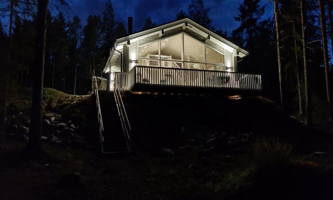 Rovaniemi Villa | Villa Sirius Sieri, nice Log-Cottage by the lake
