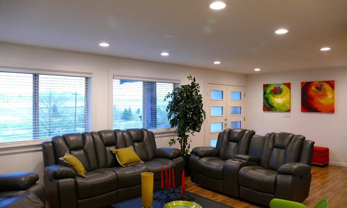 Seattle Hill-Silver Firs Villa | Villa SnoVista - ONLY 30 MINS AWAY FROM SPACE NEEDLE!
