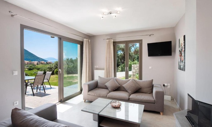Pondi Villa | Villa Sofia