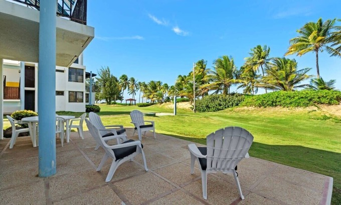 Zarzal Apartment | Villa Sol y Arena | Tropical 1-Bedroom by the Sea