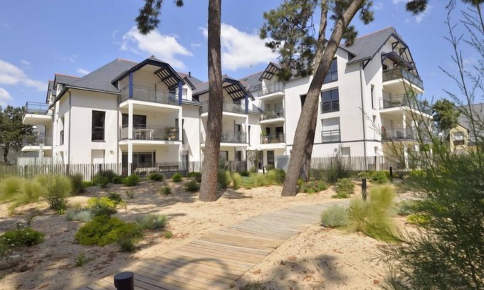 La Baule-Escoublac Apartment | Villa Sophia by Interhome