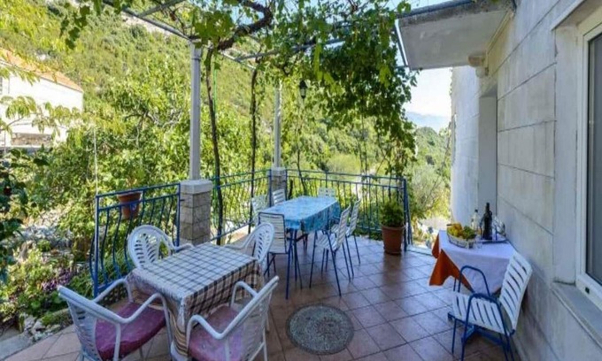 Podimoc Apartment | Villa Sunce Doli - One-Bedroom Apartment with Terrace and Sea View