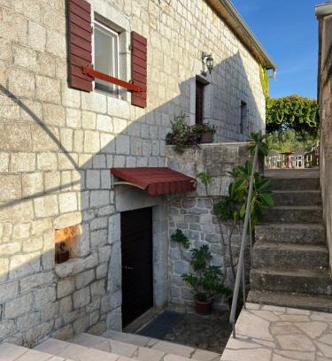 Lustica House | Villa Sunrise