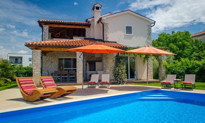 Buzinija Villa | Villa Sunset with sea view for 6 persons near Novigrad