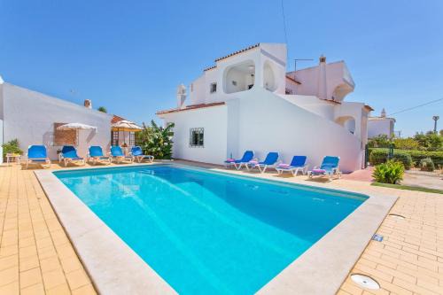 Castelo Villa | Villa Terra by Villa Plus