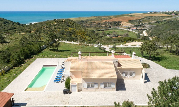 Ericeira Villa | Villa Terra Mar - Breathtaking sea views and at walking distance of the beach