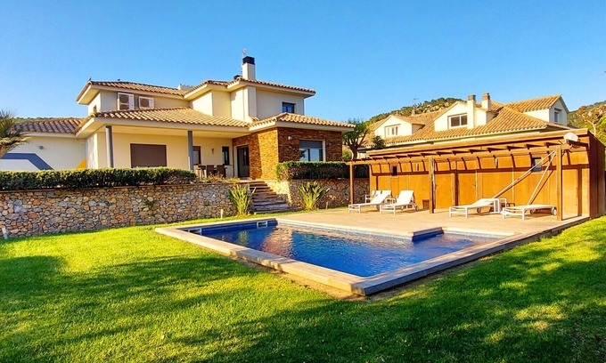 Torroella de Montgri Ski Chalet | Villa Torre Gran Private pool