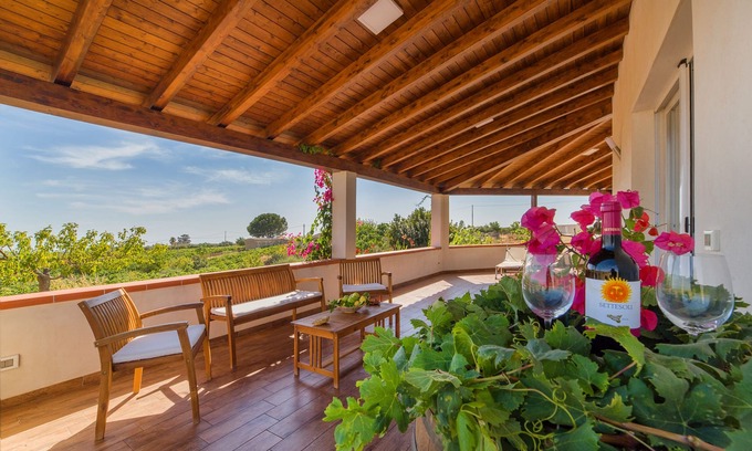 Menfi House | Villa Torrenova, immersed in the countryside