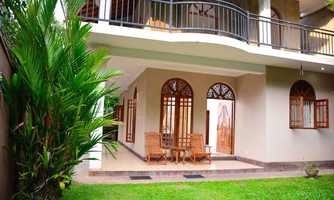 Nalagasdeniya Villa | Villa Tujan (02 Bed Room Villa)