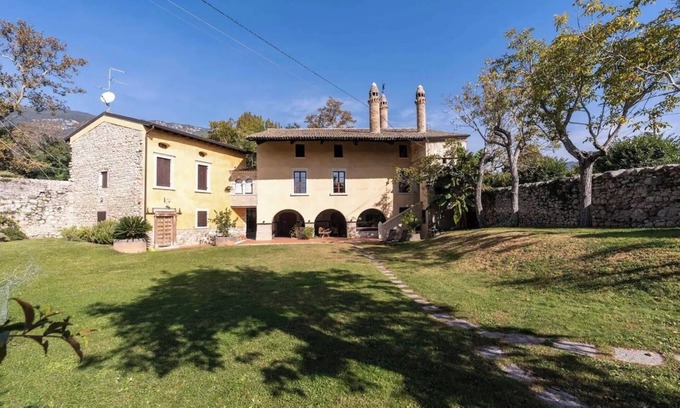 Caprino Veronese House | Villa Veneta in the country side of Verona, five minutes from the Lake of Garda