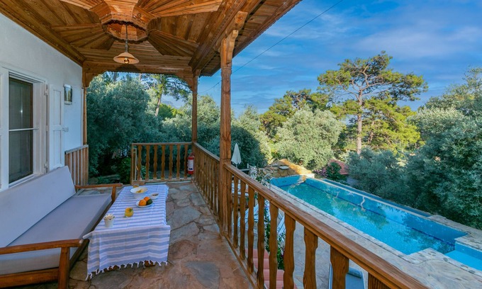Tasbuku Villa | Villa Vali Akyaka Daily Weekly Rentals