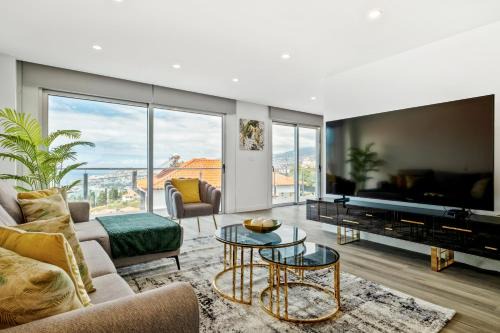 Sao Goncalo Villa | Villa Vellure by Homie
