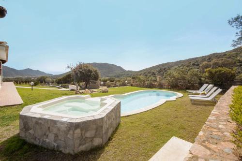 Castiadas Villa | Villa Vesta - Villa Rurale con piscina, giardino e vista mare