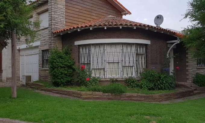 Punta Mogotes House | VILLA VIDA - No se aceptan grupos de jóvenes