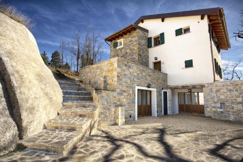 Tredozio Villa | Villa Viktoria & Andras