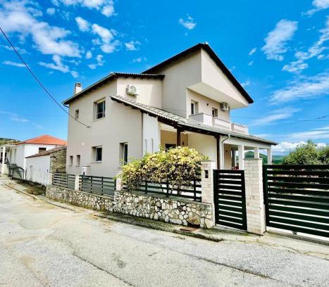 Pangaio House | Villa Violetta