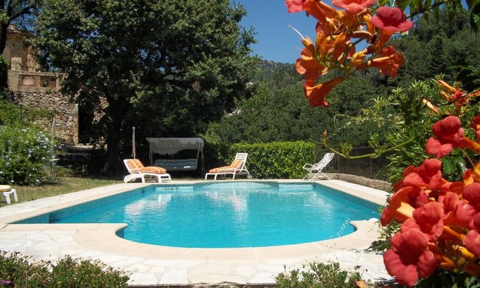 Chateauneuf-Grasse Villa | villa vue mer avec piscine - 5 couchages