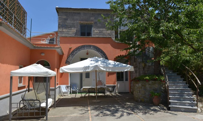 Sant'Agnello Villa | Villa with garden in the hills of Sorrento
