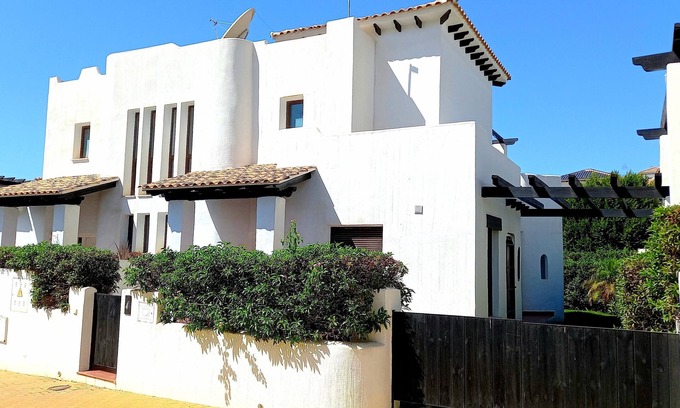 Vera House | Villa with Garden, Wifi and Television Spanish and English