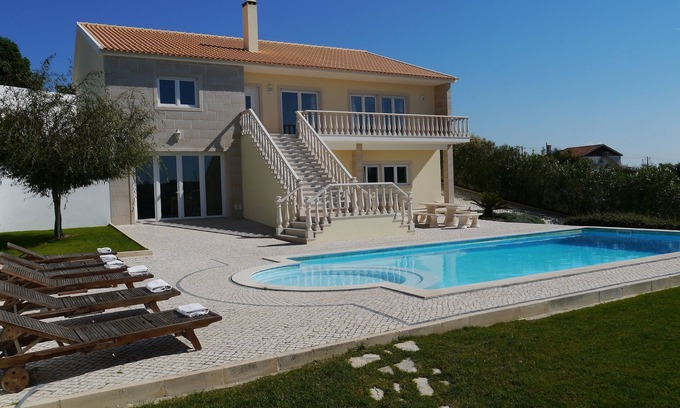 Obidos Villa | Villa With Heated Private Pool and WiFi