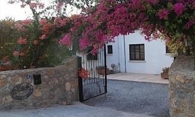 Kyrenia Villa | Villa with Large Private Pool
