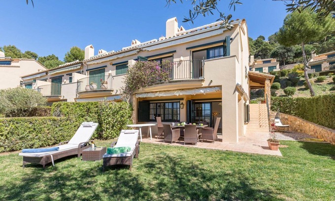 Llafranc Villa | Villa with panoramic views of the sea