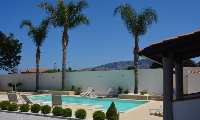 Trappeto Villa | Villa with pool 800mt from the sea Trappeto 8 places