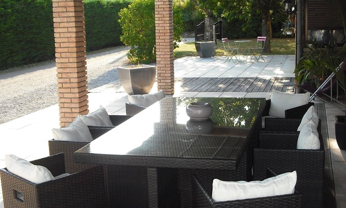 Lanuejouls Villa | Villa with pool, a small corner of paradise in Aveyron