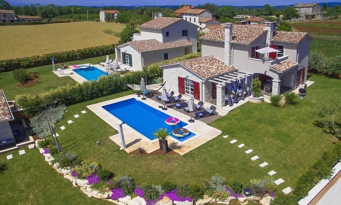Lasici Villa | Villa with pool in Istria near Vižinada with 3 bedrooms and outdoor fireplace