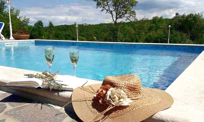 Sveti Bartol Villa | Villa with pool in quiet location