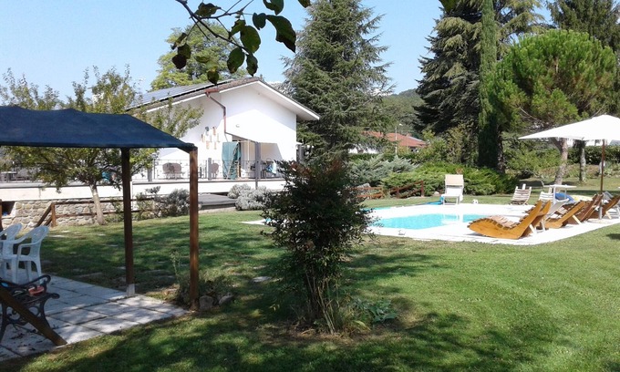 Villafranca in Lunigiana Villa | villa with pool near the 5 lands, independent rooms, large park