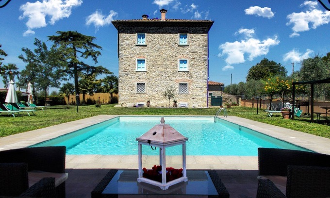 Cortona Villa | Villa with pool, walking distance from the village of Fratta and 7 km from Cortona. Wi-Fi access, sa