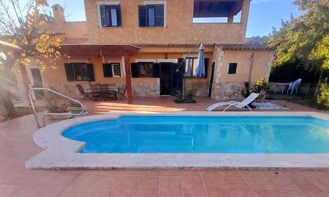 Sa Font Seca Ski Chalet | Villa With private Pool for Groups and Families 8 Sleeps