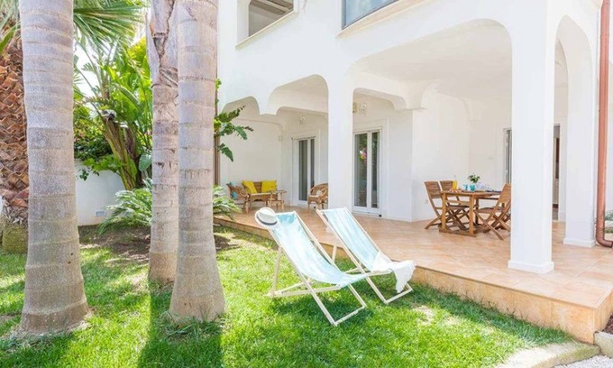 Specchiolla Villa | Villa with private garden - fenced garden