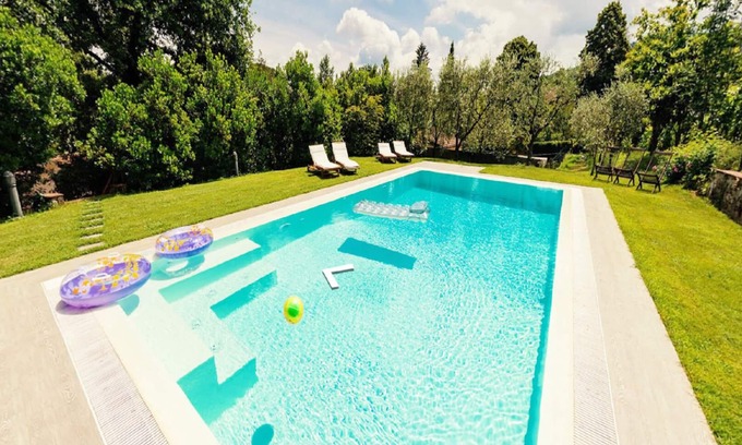 SantʼAndrea di Compito Villa | Villa with private pool in Lucca, special offers!