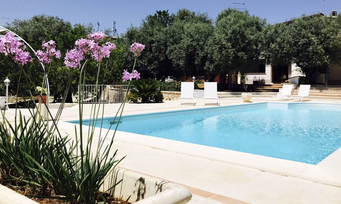 Belvedere Villa | Villa with private pool and large green areas just minutes from the city center